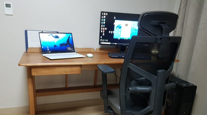 가성비 갑! 튼튼한 원목책상! 직접 선택하고 구매하고 조립까지 해본 퍼피노 원목책상