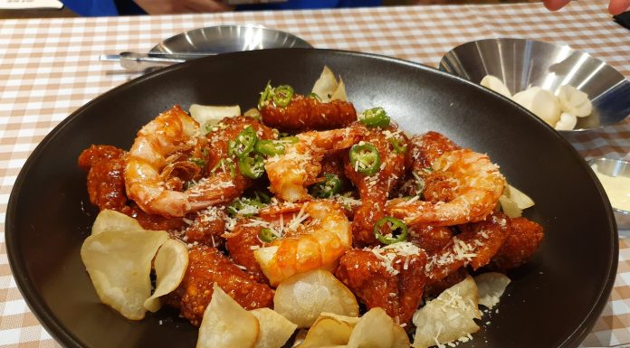 넉넉한 홀에서 치맥을 즐길수있는 아산배방 바른치킨 – 아산 맛집