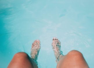 다이빙할때 뒤꿈치와 발 까지는 상처 방지방법(오리발, 부츠에의한 물집상처 예방)