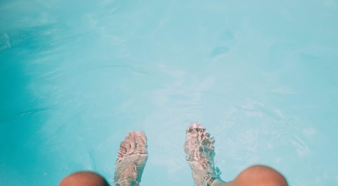 다이빙할때 뒤꿈치와 발 까지는 상처 방지방법(오리발, 부츠에의한 물집상처 예방)