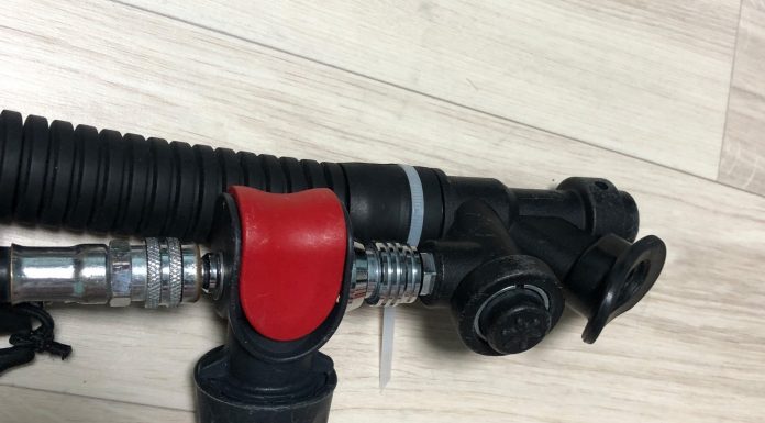 스쿠버다이빙 중에 물속에서 버디부르기 – 수중신호기 및 신호방법 추천 모음 (쉐이커 외에도 많음)